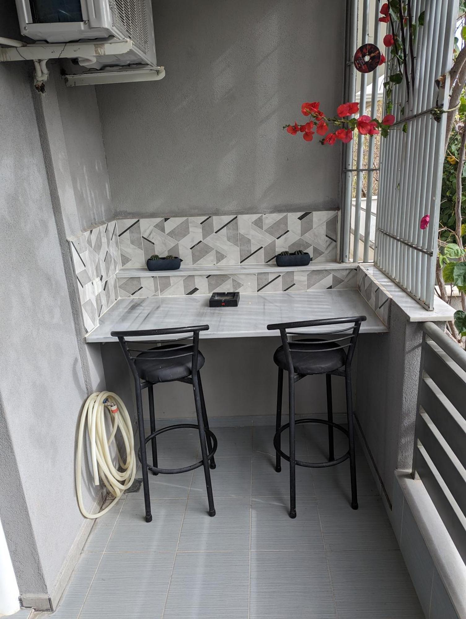 Modern Quiet Luxury Apartment Patra Exterior foto