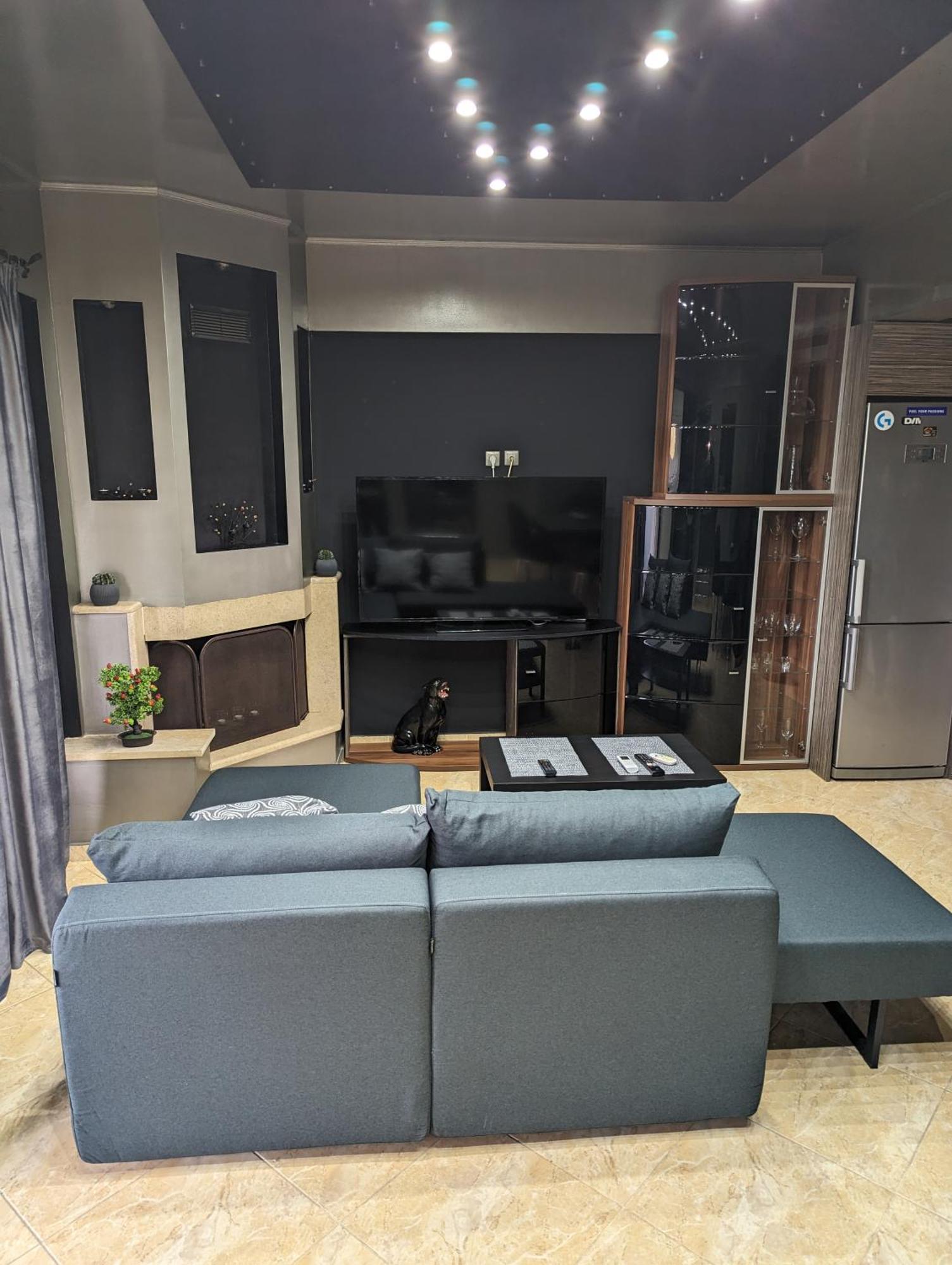 Modern Quiet Luxury Apartment Patra Exterior foto